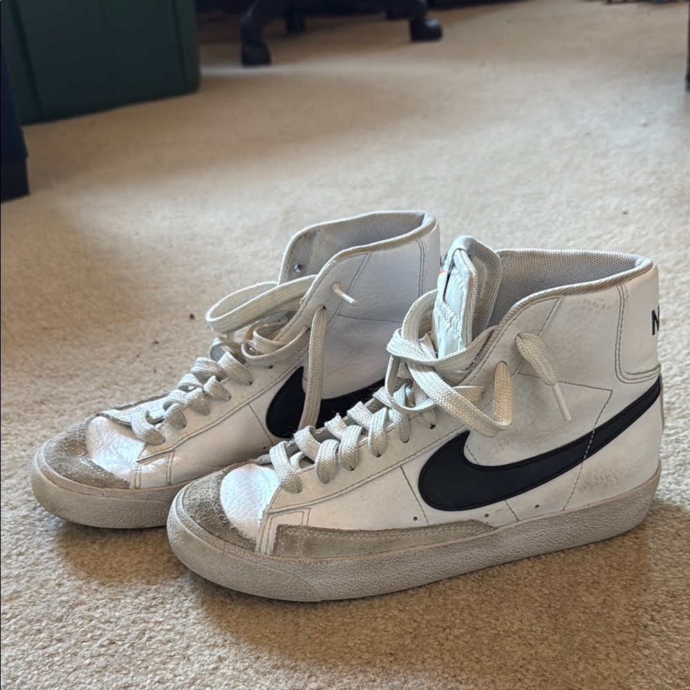 Nike Blazer Mid